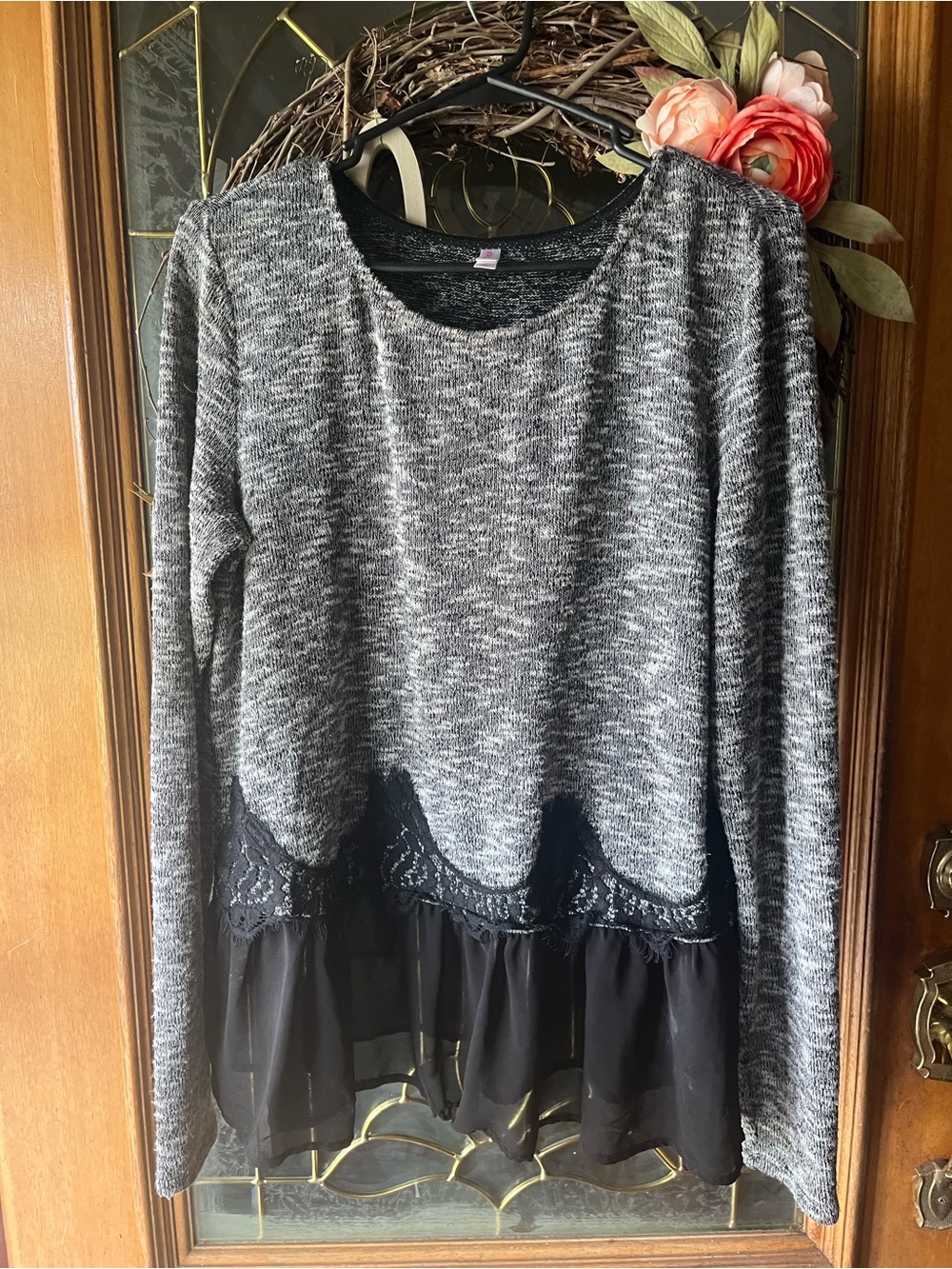 Xhilaration Gray Marled Knit Lace & Chiffon Hem Sweatshirt
